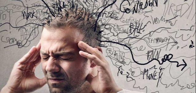如何控制情緒？15種心理技巧降低焦慮，不讓不安破壞你的努力。