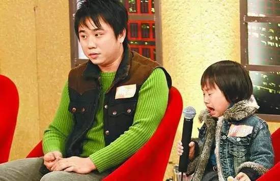 2歲出道，替父還800萬房貸：被父親寄生13年后，他還好嗎？
