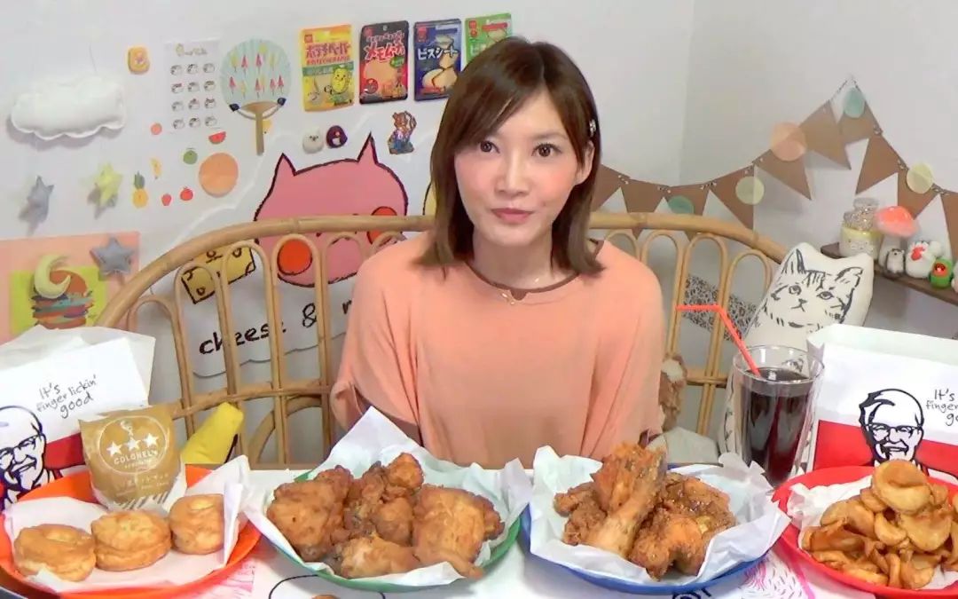 把塑料管插進(jìn)胃里，那些被催吐毀掉的中國女孩