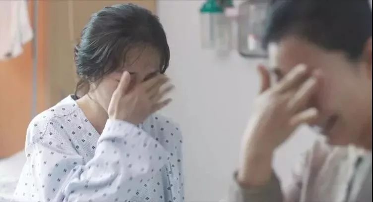 熬最晚的夜，敷最貴的面膜，一邊作死一邊自欺，吃相有多慫？