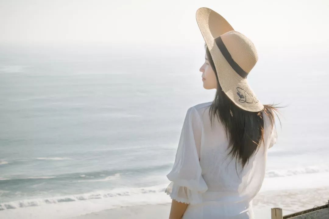 你認(rèn)為結(jié)婚的最佳時(shí)期是什么時(shí)候？
