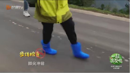 高興給塊糖，不高興一巴掌，心情式育兒毀了多少孩子