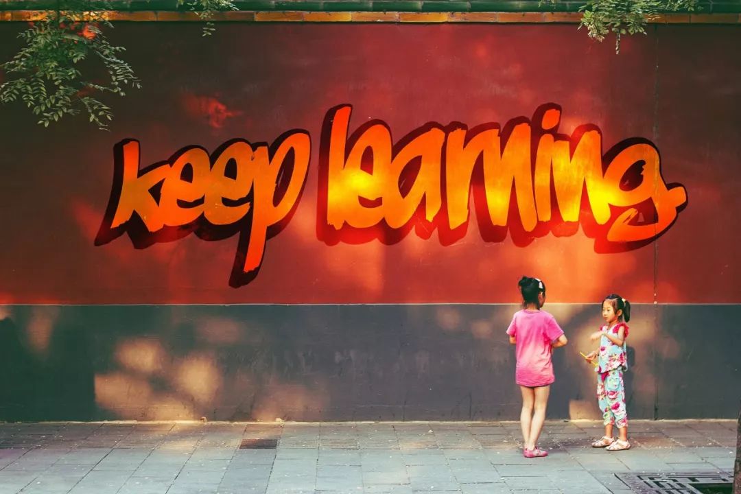家庭教育最大的失敗，就是只有孩子在成長(zhǎng)