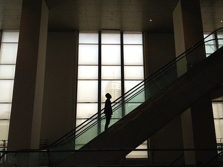 我想向前邁進(jìn)，哪怕一步丨自卑真的很可怕嗎？