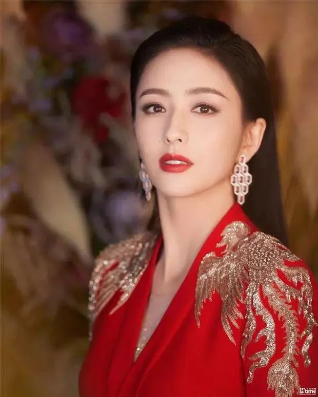 自卑的孩子后面，有個(gè)對(duì)孩子失望的母親