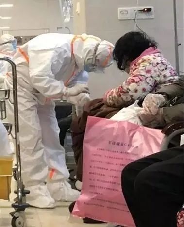 痛哭、失眠、崩潰：疫情過后，他們是最痛苦的人