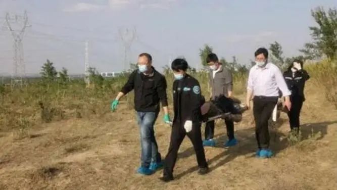 久病床前無孝子？男子活埋79歲母親動(dòng)機(jī)曝光，所有父母都該警醒了