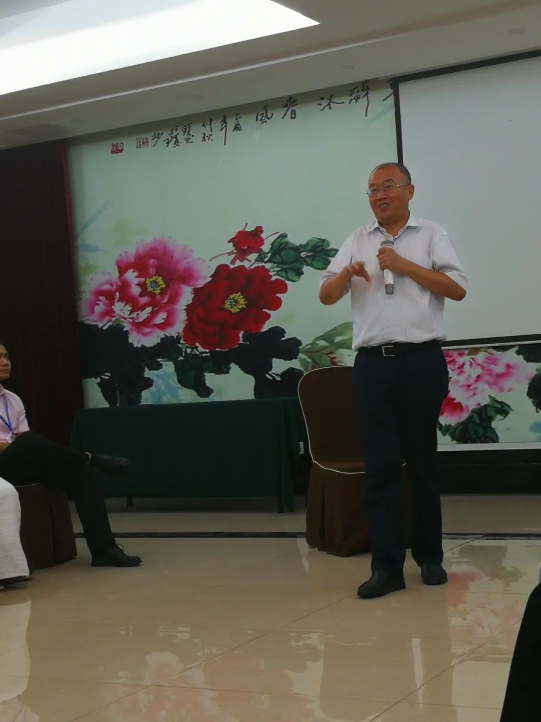 從學(xué)習(xí)的本質(zhì)，分析體驗式心理咨詢是如何起效的
