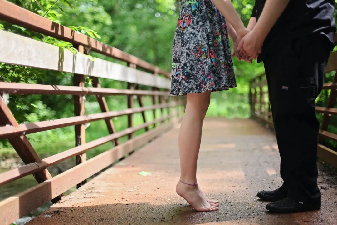 如何表達性同意、女人同意單獨和你吃飯看電影