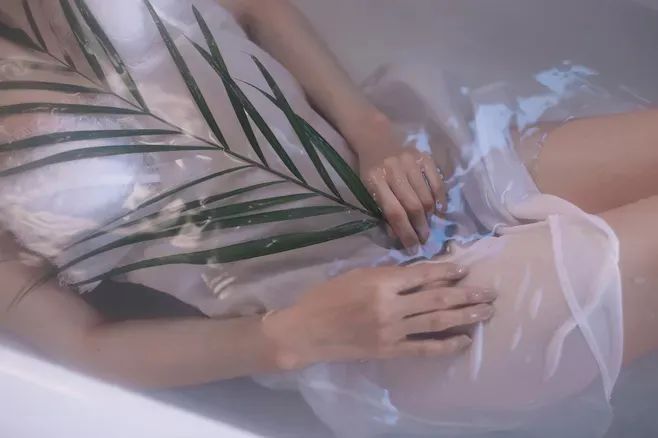 女生哪些行為，其實是赤裸裸的暗示