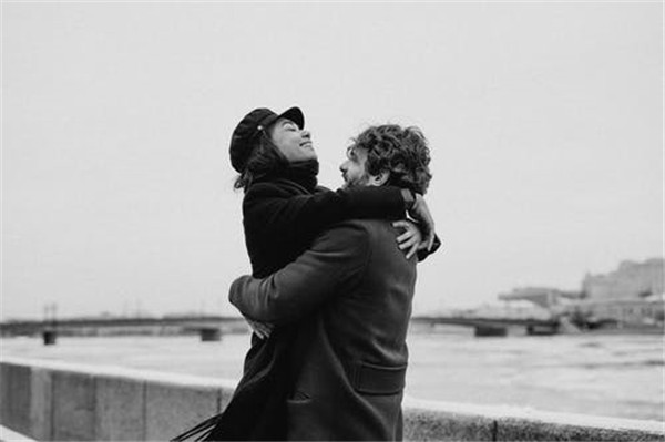 挽回婚姻的冷處理法-婚姻挽回?cái)嗦?lián)技巧