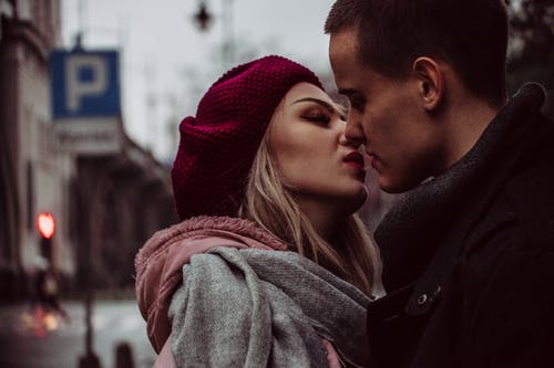 真愛你的男人不會(huì)放棄你-男人真的能放棄深愛的女人嗎