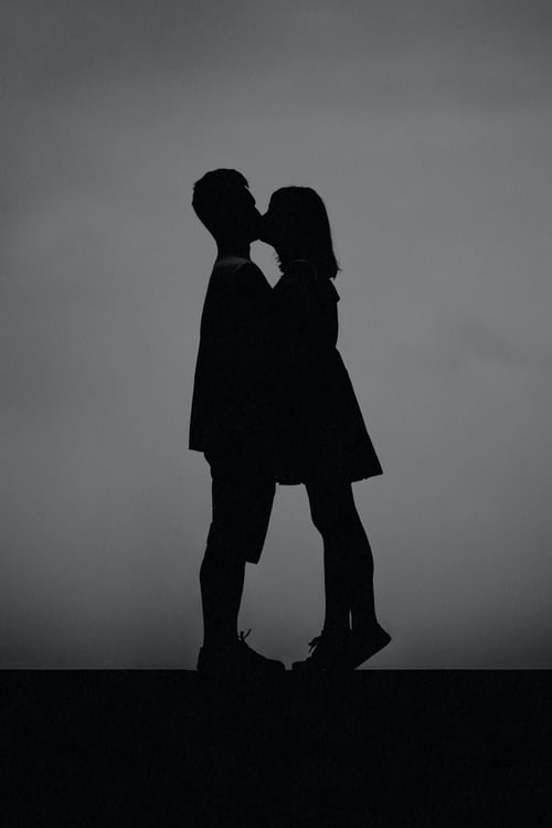 女人什么時(shí)候可以撩?女人容易被撩的時(shí)間