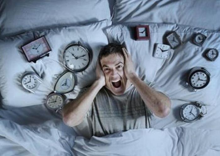 睡眠障礙會引起精神疾病的原因