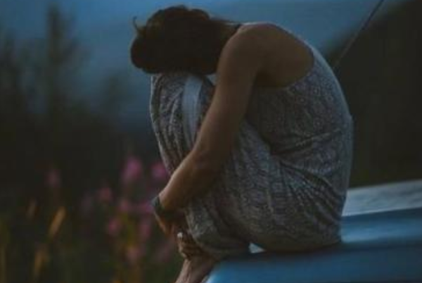 失戀后女生千萬不要做的8件事情