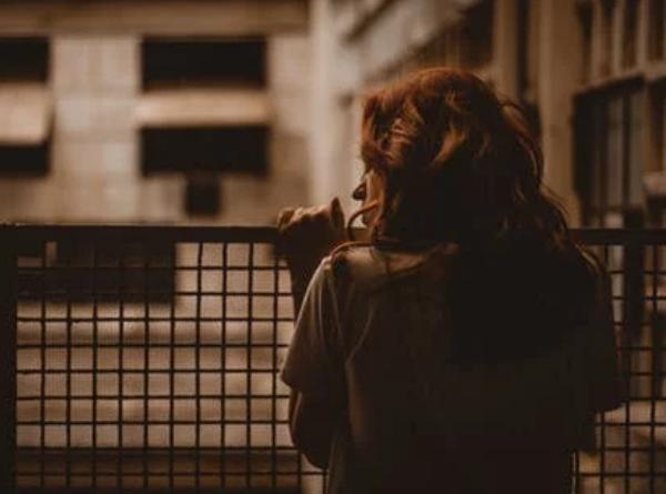 我們?cè)撊绾螌?duì)待焦慮情緒