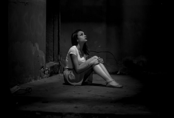 怎樣正確幫助有自殺想法的人