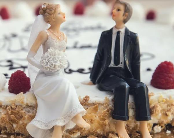 如何看待女方家長堅(jiān)持要彩禮這件事？