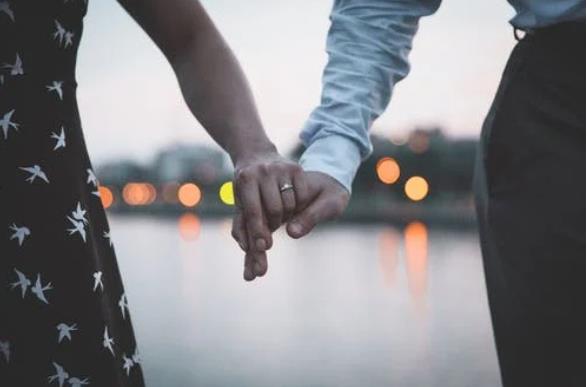 決定你應(yīng)不應(yīng)該和他/她結(jié)婚的品質(zhì)有哪些？