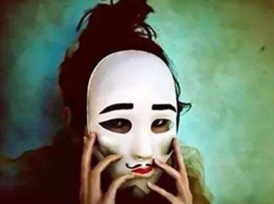 過分內(nèi)向害羞是社交恐懼癥嗎？
