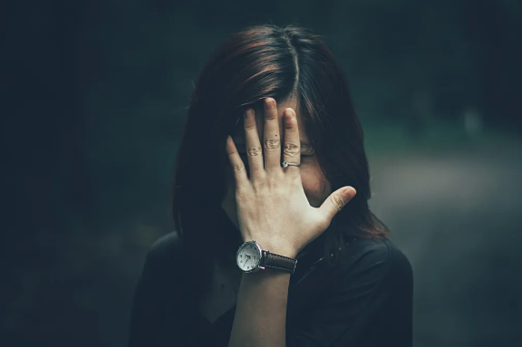 羞恥感讓你無法接納自己