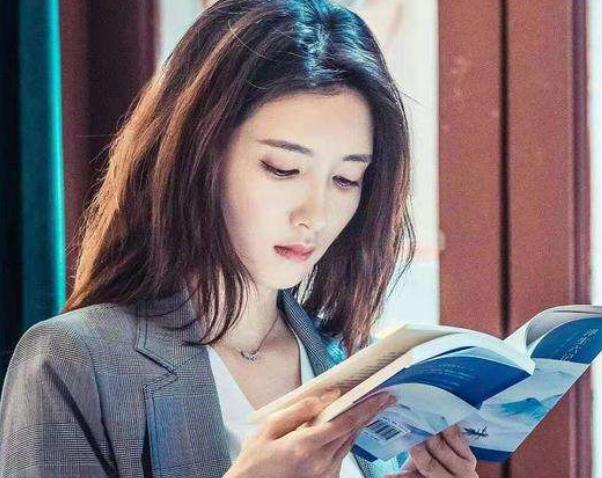 女性應(yīng)該回歸家庭還是職場(chǎng)？