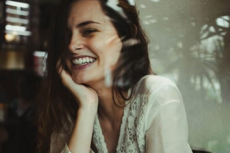 你是哪個(gè)帶的出去的女友嗎？