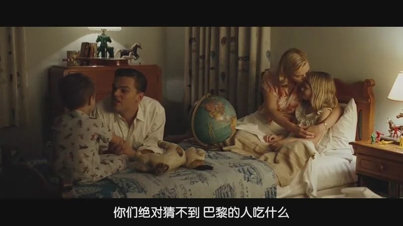 埋葬愛(ài)情的婚姻大多沒(méi)有愛(ài)情，只有荷爾蒙的腥臊氣