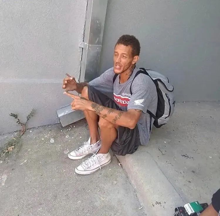 不是每個(gè)人像他一樣幸運(yùn)，被自己老板治愈心理疾病