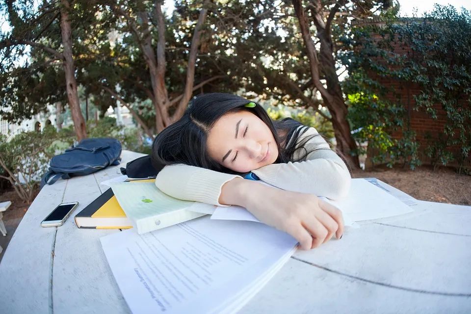 入睡困難，睡眠障礙癥改善的方法