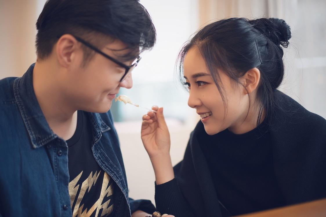 婚姻的心理游戲中，思維反芻和迷思沉溺都不是好事情