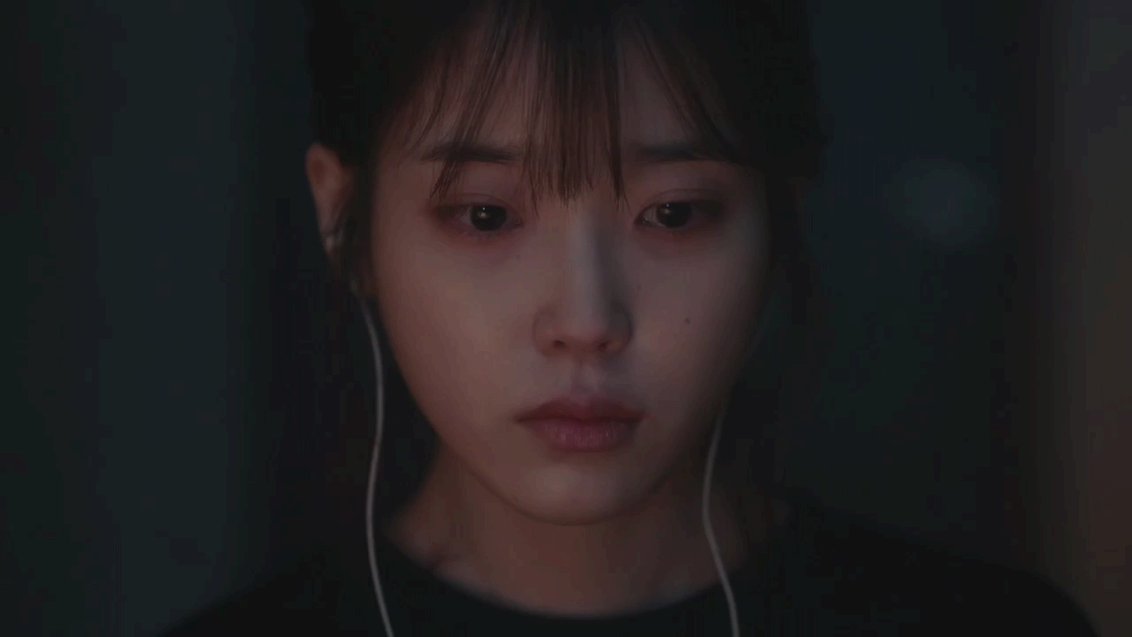 出身貧窮的女人可以靠美貌改變命運(yùn)嗎？