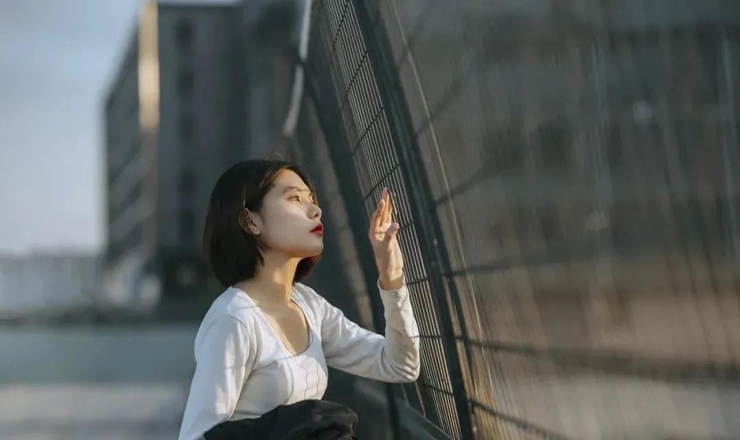 什么樣的女生一看就很窮？