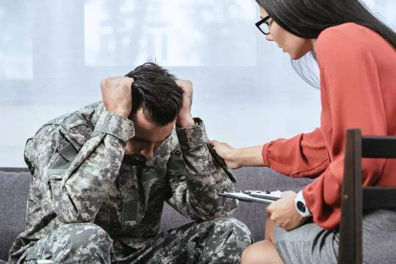 為什么會(huì)出現(xiàn)創(chuàng)傷性應(yīng)激障礙癥狀？