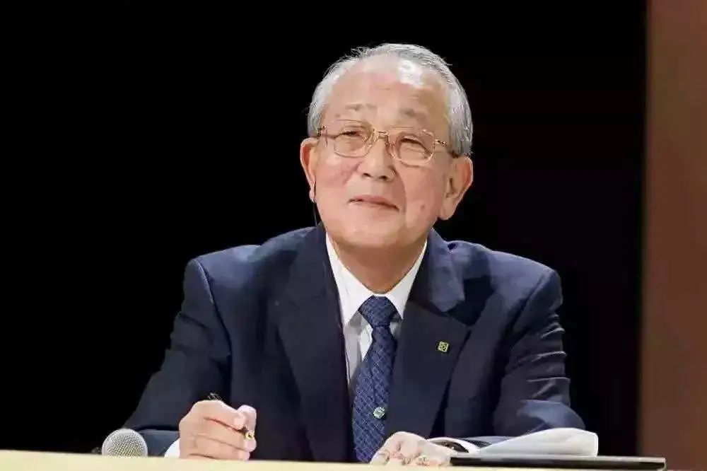 稻盛和夫感謝“懶媽媽”：媽媽越懶，孩子越優(yōu)秀